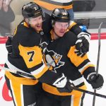 Mantha and Acciari score twice, Penguins running winning streak to 6 by holding off the Rangers 6-5